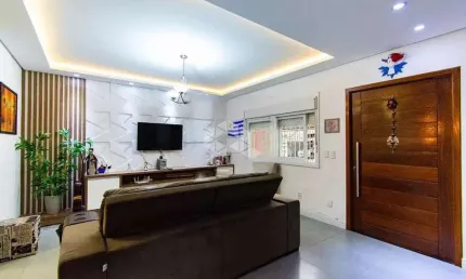 Casa sobrado 3 dormitórios sendo 1 suíte, reformado e decorado, semimobiliado, pátio, vaga 2 veículos, igara/canoas. aceita financiamento bancário