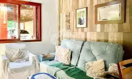 Casa 3 Dormitórios 120m², 2 Vagas garagem, Pátio amplo, churrasqueira, próximo PARKSHOPPING,  Estância Velha, Canoas, ACEITA FINANCIAMENTO