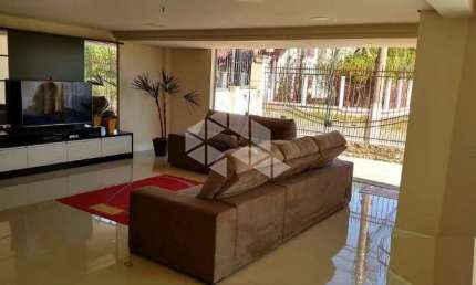 Casa Sobrado, 4 dormitorios, 3 suites, 1 sendo master de 55m², piscina, terraço com vista,