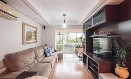 Apartamento à venda 3 dormitórios, 1 suíte, 124m² de área privativa, no Bairro Nossa Senhora das Graças, em Canoas. Aceita Financiamento e FGTS.