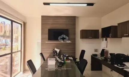 Sala comercial localizada no bairro Centro em Novo Hamburgo, com 32 metros quadrados de area privativa.
