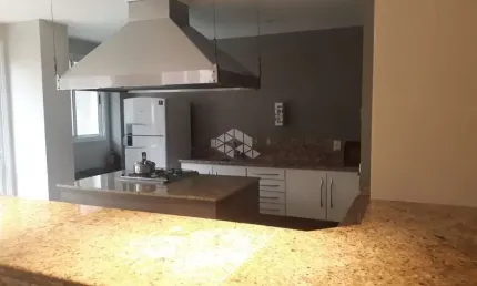 Apartamento de dois dormitórios  á venda em porto alegre, bairro floresta. excelente vista para o guaíba