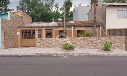 Casa com 2 quartos à venda na Rua Seis, 5, Guajuviras, Canoas