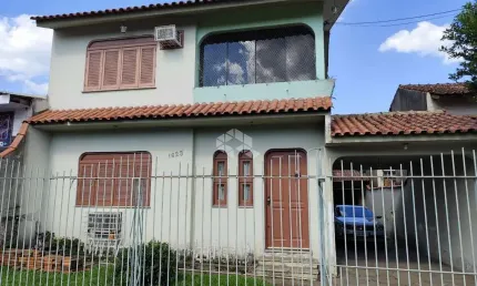 Casa com 3 dormitorios e  suite no bairro Estância Velha Canoas