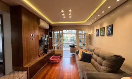 Apartamento semi mobiliado, 2 dormitórios e sacada - Marechal Rondon