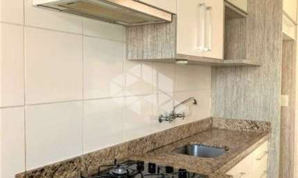 Apartamento 2 dormitorios, sacada com churrasqueira Baviera  em Canoas