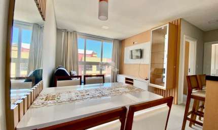 Apartamento 2 quartos com suite, sacada de frente, mobiliado