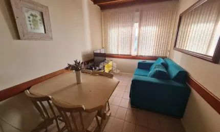Cobertura beira mar, 2 dormitórios, localizado no centro de Capão da Canoa.