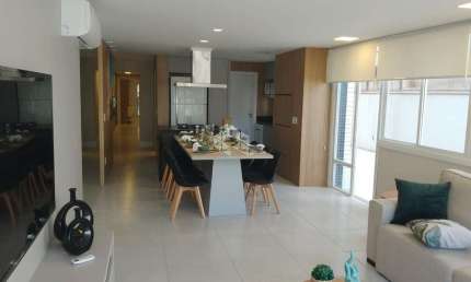Apartamento mobiliado e decorado no bairro Zona Nova em  Capão!