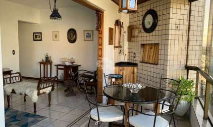 Apartamento 2 dormitórios, 1suíte, frente, sacada, Centro, Capão da Canoa