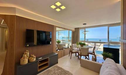 APARTAMENTO COM VISTA PARA O MAR 02 DORMITÓRIOS SENDO 1 SUÍTE!!! EM CAPÃO DA CANOA !!!