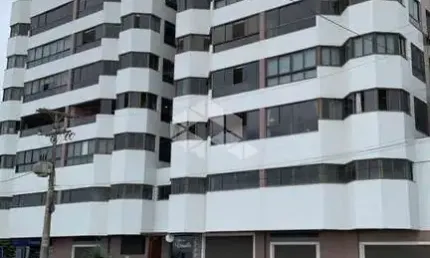 Apartamento à venda no Centro de Capão da Canoa com 2 quartos (1 suíte)