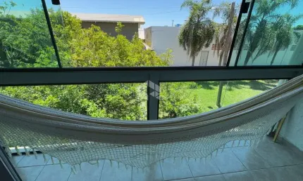 Duplex, 2 dormitórios, 2 suítes no centro de xangri-lá