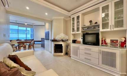 Apartamento de 03 dormitórios com suíte localizado no centro de Capão da Canoa!!