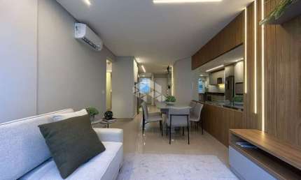 Apartamento mobiliado à venda em Capão da Canoa , 2 dormitórios com suíte, lazer completo e a poucos metros do mar!