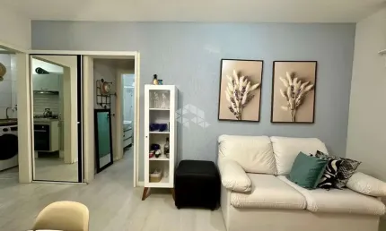 Apartamento 1 dormitório, semi mobiliado, 1 quadra do mar, zona nova  ,capão da canoa!
