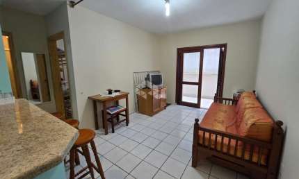 Apartamento 01 dormitório com terraço, mobiliado 03 quadras do Mar Capão da Canoa