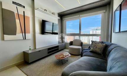 Apartamento mobiliado, com vista privilegiada e lazer completo, no endereço mais desejado de Capão da Canoa.