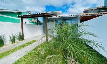 Casa geminada dois dormitórios semimobiliada na zona nova