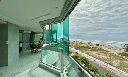 Apartamento de luxo à venda na beira-mar de capão da canoa com 4 dormitórios (2 suítes), vista eterna para o mar.