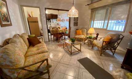 Apartamento a Duas Quadras do Mar com Amplo Terraço e Churrasqueira!
