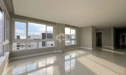 Apartamento com 03 suítes, 105 m² de área privativa, com vista para o mar, nunca habitado, em capão da canoa/rs.