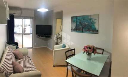 APARTAMENTO DE 2 DORMITÓRIOS COM SACADA E ELEVADOR NO SARANDI, EM PORTO ALEGRE