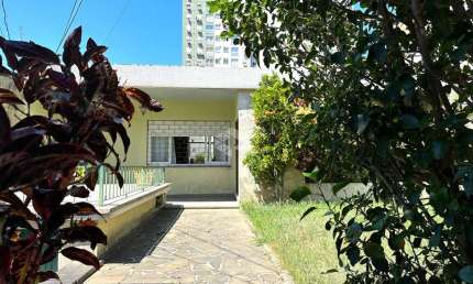 Casa com 3 quartos à venda na Rua Nossa Senhora das Graças, 210, Glória, Porto Alegre