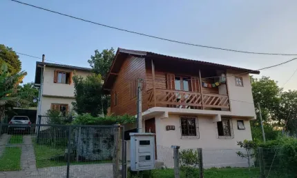 Casa com 3 quartos à venda na Estrada das Furnas, 111, Vila Nova, Porto Alegre