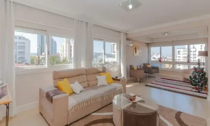 Apartamento com 3 quartos à venda na Avenida Carlos Gomes, 1999, Petrópolis, Porto Alegre