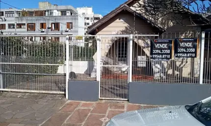 Casa térrea 3Dormitórios/ quartos à venda no bairro Boa Vista- Porto Alegre