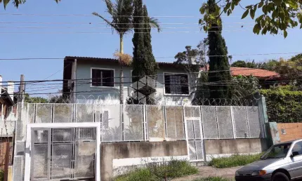 Casa com 3 quartos à venda na Rua dos Caiaguais, 207, Espírito Santo, Porto Alegre
