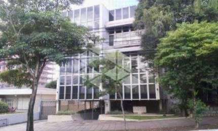 Sala comercial ensolarada com elevador e garagem coberta na Carlos Gomes