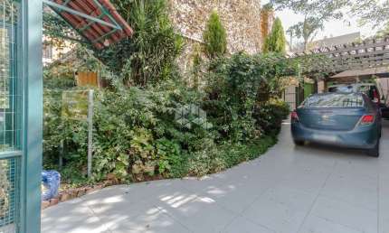 Casa com 4 quartos à venda na Rua João Abbott, 432, Petrópolis, Porto Alegre