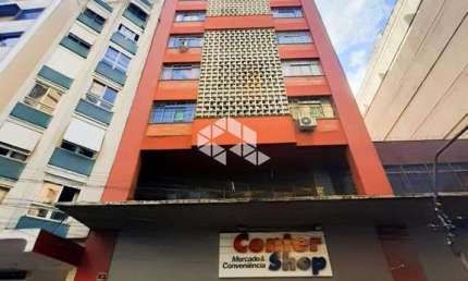 APARTAMENTO DESOCUPADO E AMPLO À VENDA, DE FRENTE E COM 1 DORMITÓRIO, LOCALIZADO NA AVENIDA ALBERTO BINS, CENTRO DE PORTO ALEGRE