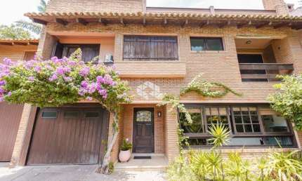 Casa em Condomínio com 4 dormitórios/quartos suítes, Bairro Tristeza