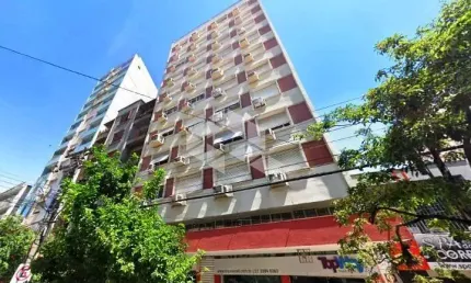 APARTAMENTO JK À VENDA NA CIDADE BAIXA, TOTALMENTE REFORMADO E MOBILIADO
