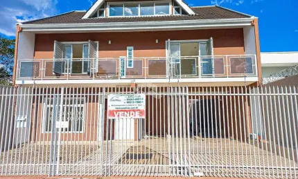 Casa Sobrado com 6 quartos, 2 vagas e 354.5m² para vender por R$ 1798.000
