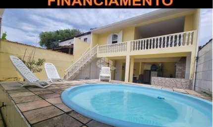 Casa com 4 quartos e 3 banheiros em Matinhos. Permite Financiamento