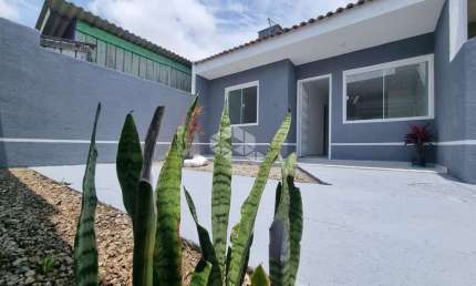 Casa com 2 quartos e 52m² para vender por R$ 215.000 em Piraquara
