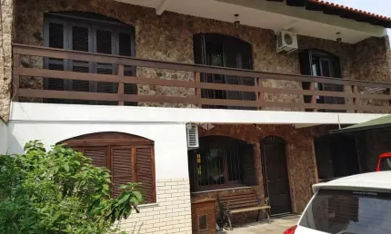Casa com 5 quartos à venda na Rua Vinte e Um de Agosto, 133, Cavalhada, Porto Alegre