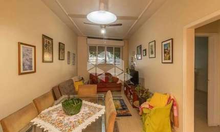 Belo Apartamento de Três dormitórios ao lado do Parcão