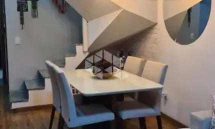 Casa em Condomínio 2 dormitórios 1 suíte no bairro Hípica Porto Alegre