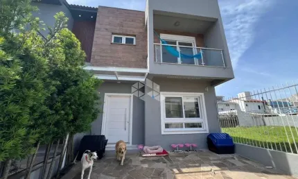 Sobrado 3 dormitórios sacada churrasqueira e piscina no lagos de nova ipanema zona sul poa