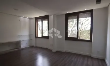 Três dormitórios com hidro e vaga no jardim zona sul