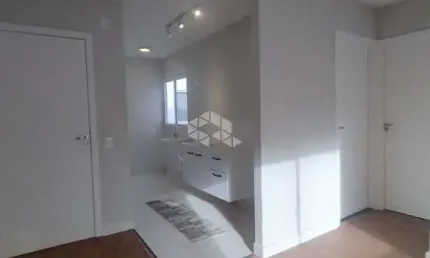 Apartamento semi mobiliado 2 quartos bem localizado na Restinga