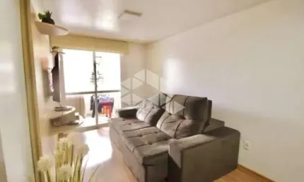 Apartamento semimobiliado com 03 dormitórios e 01 suíte à venda no bairro PioX, Caxias do Sul