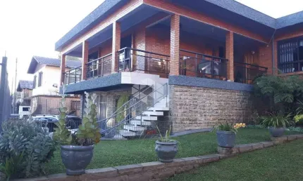 Belíssima Casa Semi-mobiliada no bairro Jardim Eldorado em Caxias do Sul