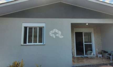 Venda de Casa Plana com 03 dormitórios no Bairro Esplanada