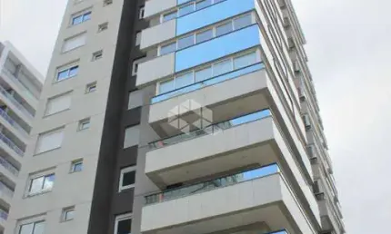 Apartamento de 03 suítes  no bairro madureira em caxias do sul .